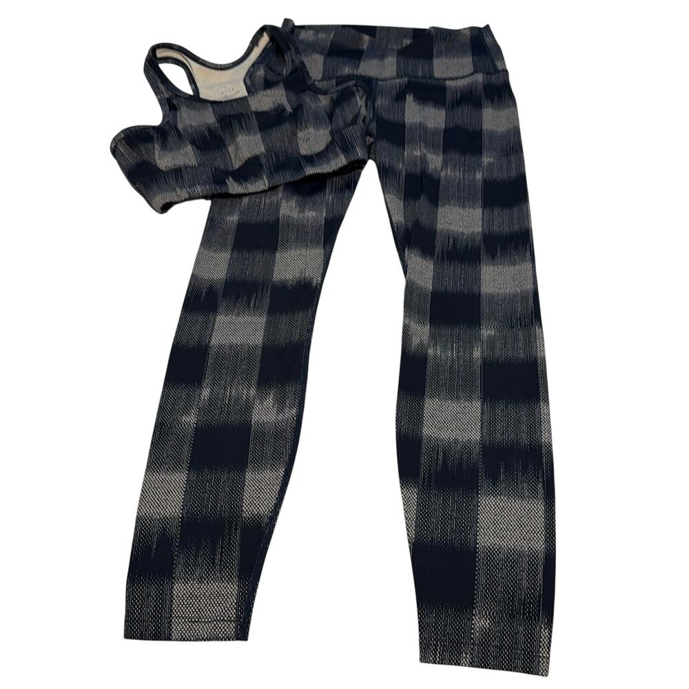 Varley Fragment Check Sports Bra & Leggings Set Gray Navy Pattern